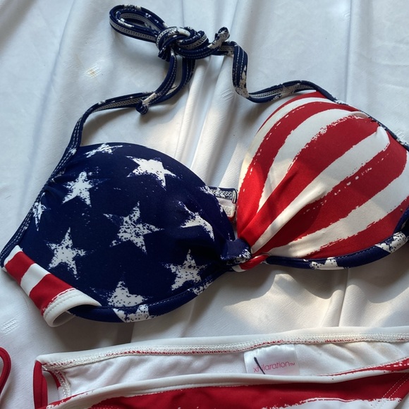 Xhilaration American flag bikini xs padded push-up under wire - Picture 2 of 15